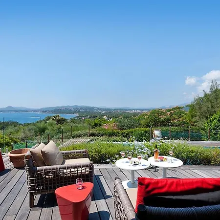 Furoli Sleeps 10 Pool Air Con Wifi Vila