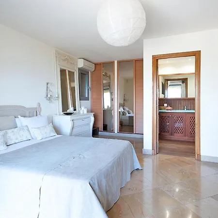 Villa Furoli Sleeps 10 Pool Air Con Wifi *